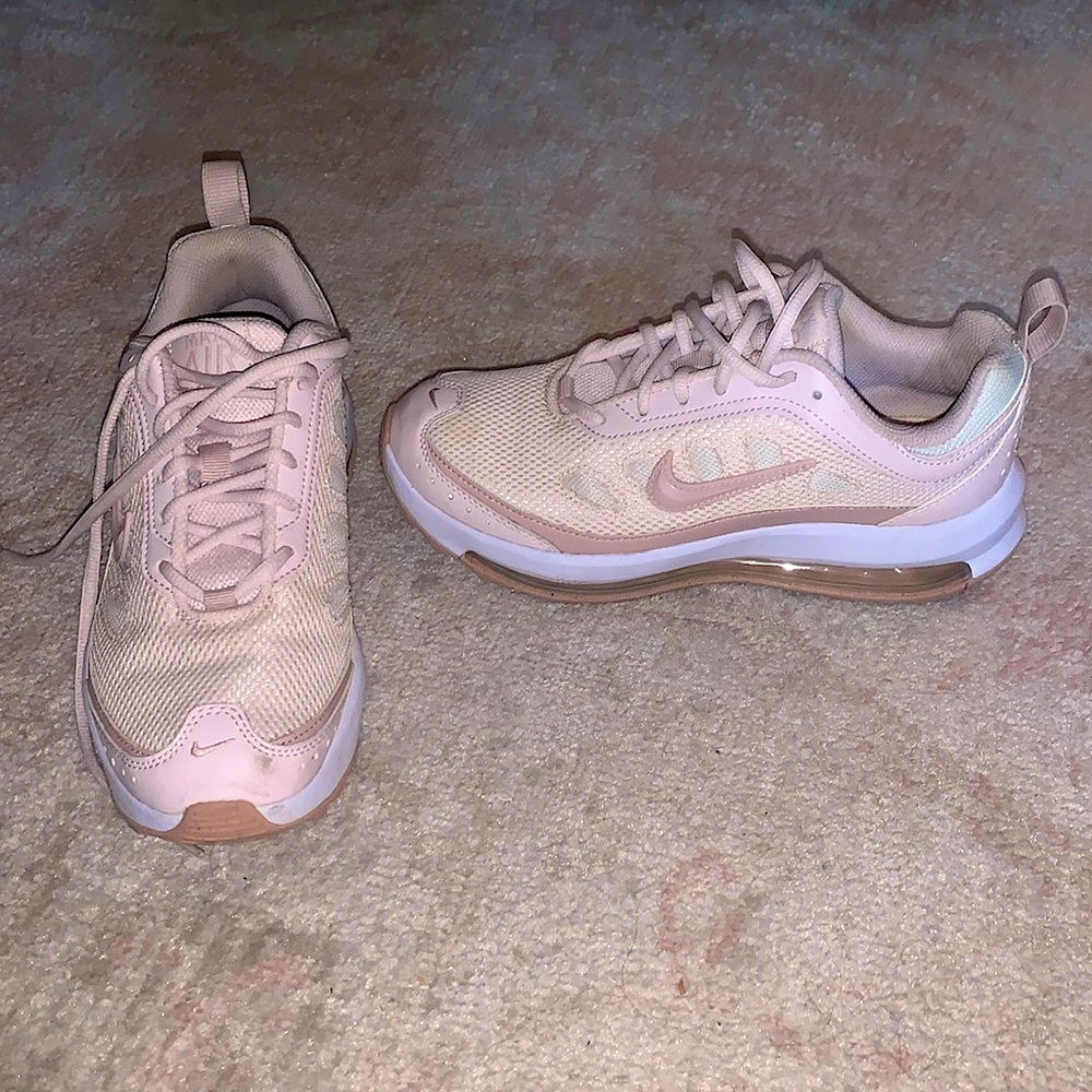 Nike Air Max AP - light pink! 🌸 US size 7 Women